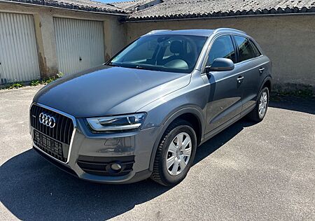 Audi Q3 2.0 TDI 130kW S tronic quattro Pano AHK Xenon