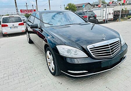 Mercedes-Benz S 500 4MATIC BlueEFFICIENCY L -