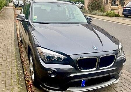 BMW X1 xDrive20d - Top gepflegt