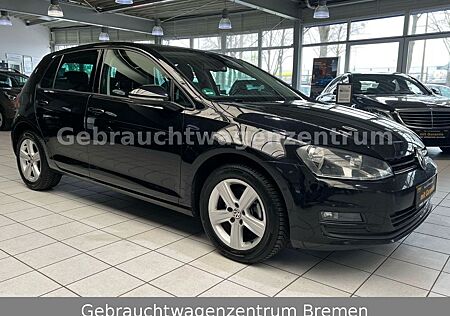 VW Golf Volkswagen VII Lim. Comfortline BMT/KAMERA/SHZ/TÜV NEU