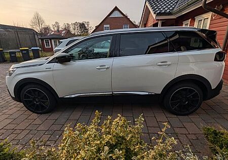Peugeot 5008 GT-Line, Pano, Sound, Massage, 7 Sitze, usw