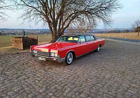 Lincoln Continental Lehmann-Peterson Limousine