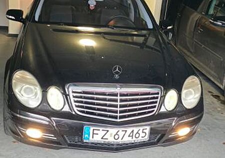 Mercedes-Benz E 200 KOMPRESSOR AVANTGARDE Avantgarde