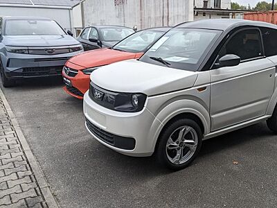 Ligier MyLi E.PIC EV8 Carplay Servo