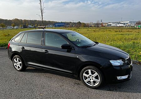 Skoda Rapid 1.4 TSI Ambition Spaceba...