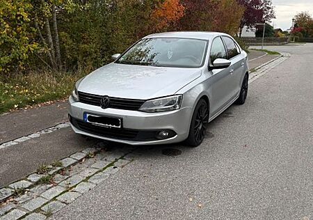 VW Jetta Volkswagen 1.6 tdi Comfortline