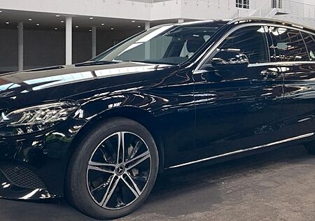 Mercedes-Benz C 300 C300T de*Avantgarde*LED*Navi*Kamera*SHZ*Comand*