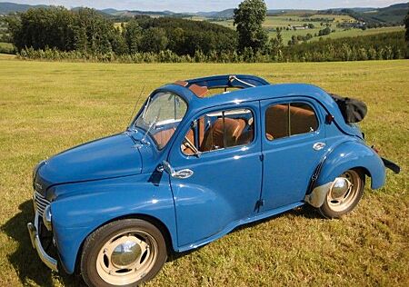 Renault Oldtimer 4 CV