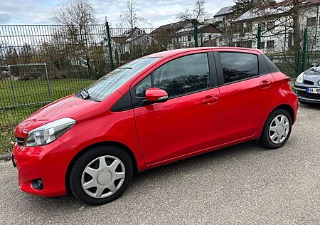Toyota Yaris 1,0-l-Dual-VVT-i -