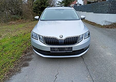 Skoda Octavia 1.6 TDI LED-Navi Alu16 AHK AppleCarPlay