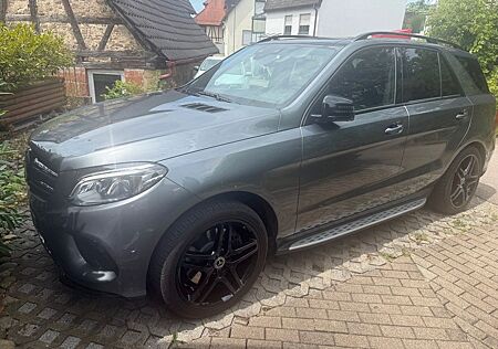 Mercedes-Benz GLE 350 d 4/AMG/PANO/STANDH/AIRMATIC/MEMORY/COMM