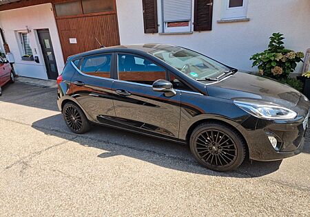 Ford Fiesta 1,0 EcoBoost Hybrid 92kW Titanium Tit...