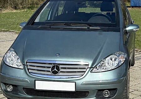 Mercedes-Benz A 150 ELEGANCE Elegance