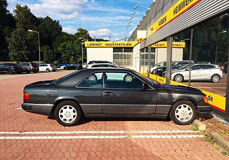Mercedes-Benz CE 300
