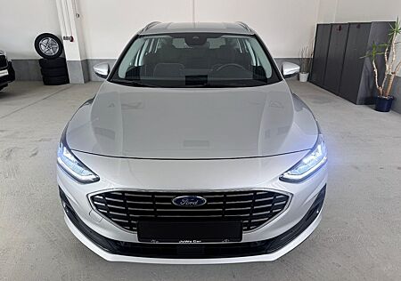 Ford Focus 1,5 TDCI Titanium "NAV-LED-PDC-ACC-KAMERA"
