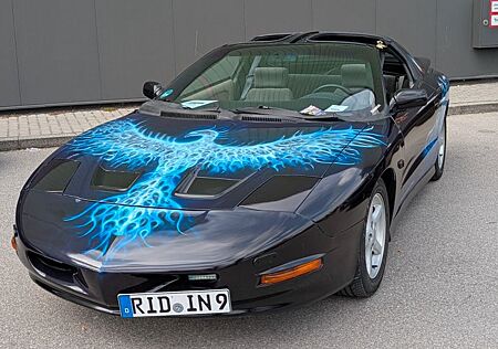 Pontiac Firebird Trans Am V8