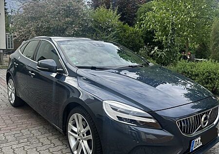 Volvo V40 T4 Inscription Inscription / 190 PS