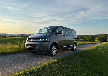 VW T5 Multivan Volkswagen Highline 4 Motion