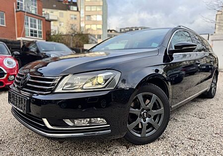 VW Passat Variant Volkswagen Passat2.0TDI Highline4Motion/AUT/NAVI/PANO/R-CAM