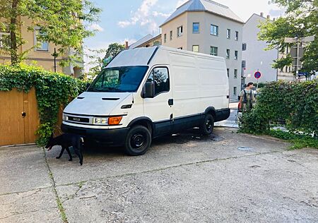 IVECO Dayli 35S11 Transporter/Bus/Camper
