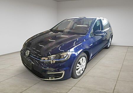 VW Golf Volkswagen e- 100KW (WäPu,CCS,eSound,AID,ACC,RFK)
