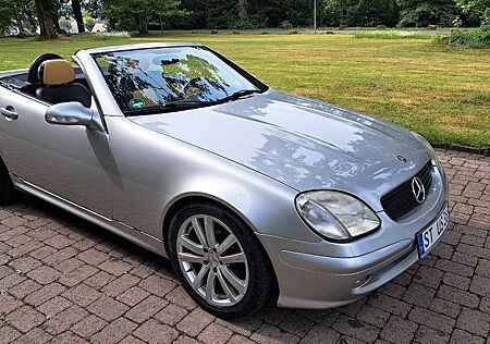Mercedes-Benz SLK 200 KOMPRESSOR Tüv Neu 08.2027