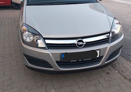 Opel Astra 1.4 - 8-fach bereift, TOP Zustand