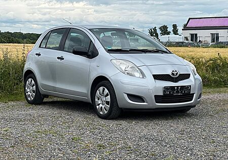 Toyota Yaris Cool*Klima*scheckheftgepflegt*Tüv Neu