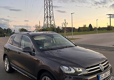 VW Touareg Volkswagen 3.0 V6 TDI R-Line 360 Camera