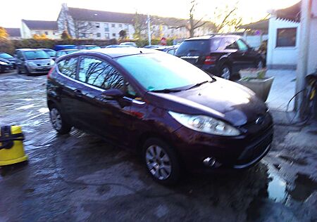 Ford Fiesta 1,4 Ghia KLIMA