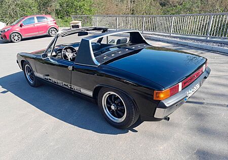 Porsche 914