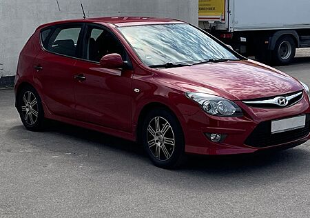 Hyundai i30 1.4,Klima,Xenon(5-Tür.)Alufelgen,Tüv 10/2026