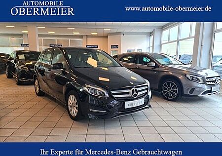 Mercedes-Benz B 200 d Style 7G-DCT LED IHC SHZ Navi Klima