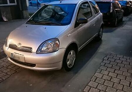 Toyota Yaris 1.3 linea sol linea sol