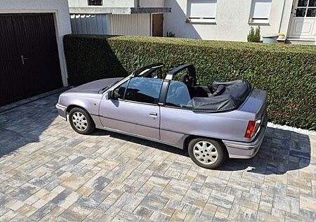Opel Kadett E Bertone Edition 1,6 75 PS Baujahr 1993
