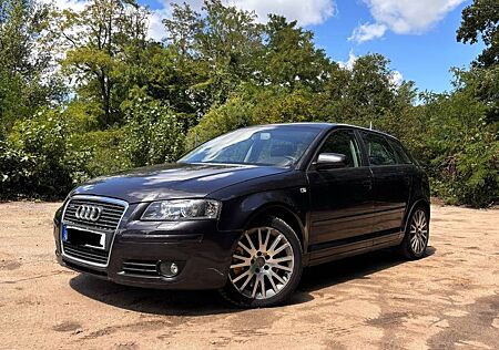 Audi A3 3.2 VR6 Quattro tiptronic Ambiente Sportback