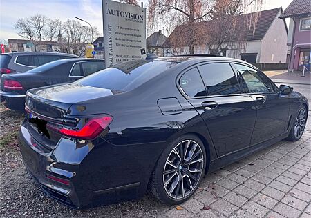 BMW 730d M Sport Pano Massage Laser Shadow 20zoll