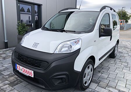 Fiat Fiorino Basis Kombi/NEU WAGEN