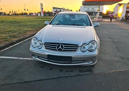 Mercedes-Benz CLK 240 AVANTGARDE Avantgarde