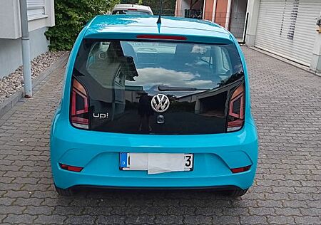 VW Up Volkswagen ! 1.0 44kW -take