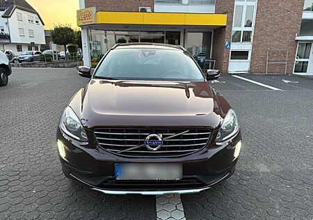 Volvo XC 60 XC60 D3 Momentum Autom/Garantie/TÜV Neu/ CarPlay