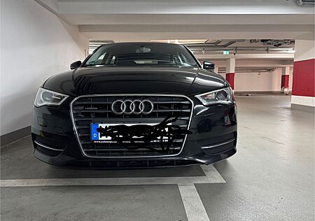 Audi A3 1.8 TFSI S tronic quat. Ambiente Sportb. ...