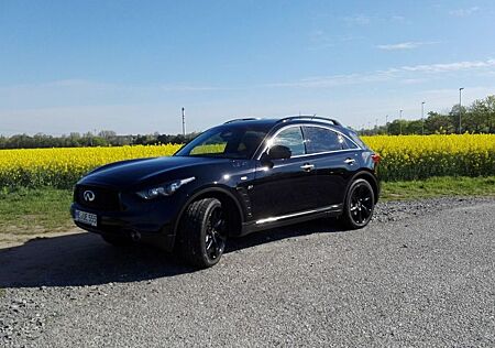 Infiniti QX70 3.7 S