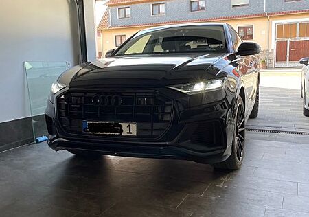 Audi Q8 gebraucht kaufen Audi Q8 50 TDI quattro tiptronic - S-Line AHK Massage