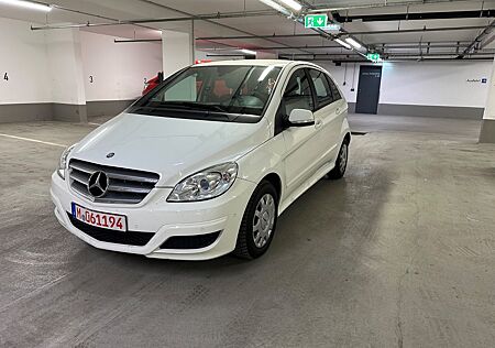 Mercedes-Benz B 180 B