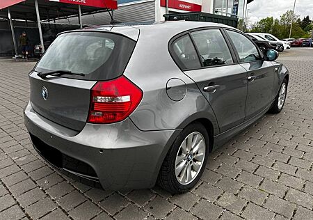BMW 118i -