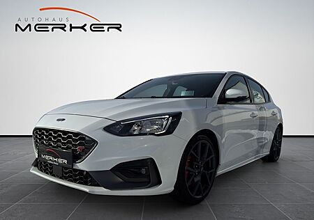 Ford Focus ST Tempo/HUD/RFK/Winterpak/8FachAlus/AHK