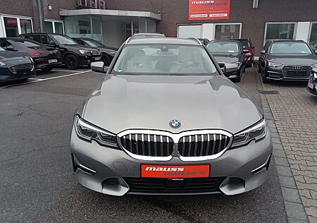 BMW 320 d LUXURY LINE - virt cockp HUD- 4040