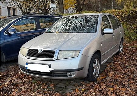 Skoda Fabia Combi Elegance | TÜV 04/2027
