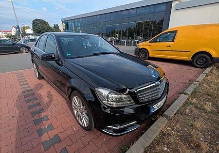 Mercedes-Benz C 180 BlueEFFICIENCY ELEGANCE ELEGANCE